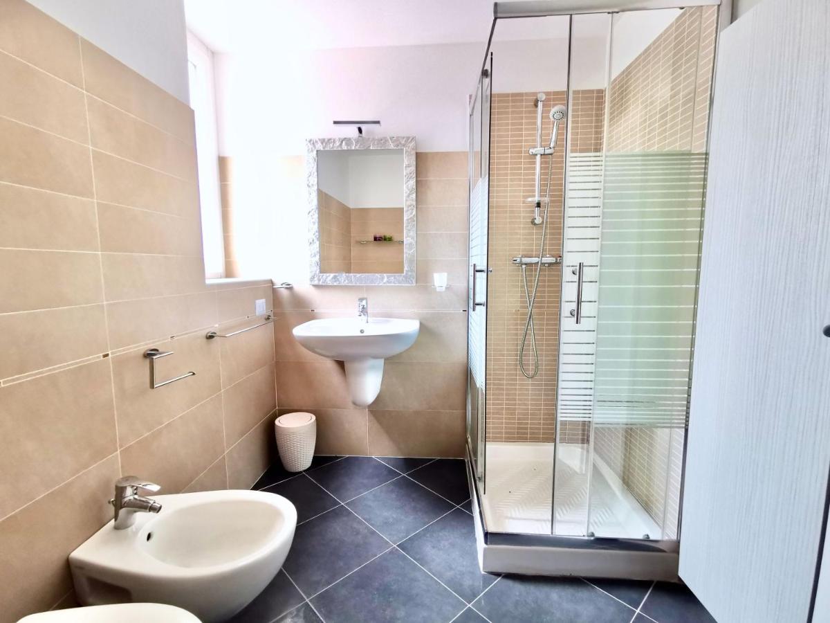 Manzoni By Design Studio Apartment Белано Екстериор снимка